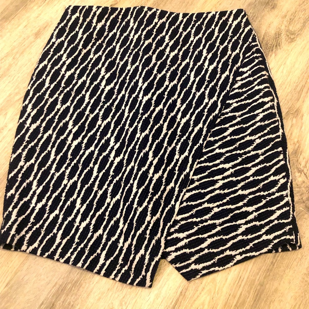 LOFT size S blue and white wrap mini skirt